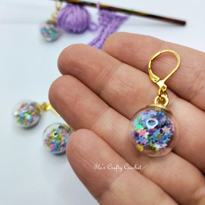 Rainbow balls, stitch markers, knitting, crochet, notions, keyrings, charms, zip pull, flos crafty crochet, stars