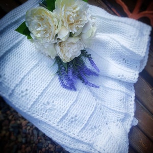 Baby Blanket Crochet Pattern | Easy Crochet Pattern | blathnaid | Mindful Crochet | Flos Crafty Crochet | PDF Digital | Irish crochet
