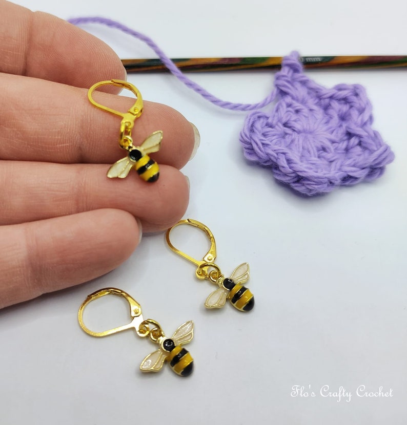Bee, stitch marker for crochet or knitting, flos crafty crochet,