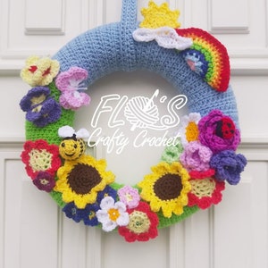 Summer Fun Wreath Crochet Pattern, crochet wreath, suitable for beginners, uk terms, us terms, crochet bee, crochet butterfly pattern