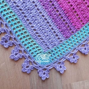 Flowery Baby blanket crochet pattern, uk and us terms, suitable for beginner, easy PDF pattern