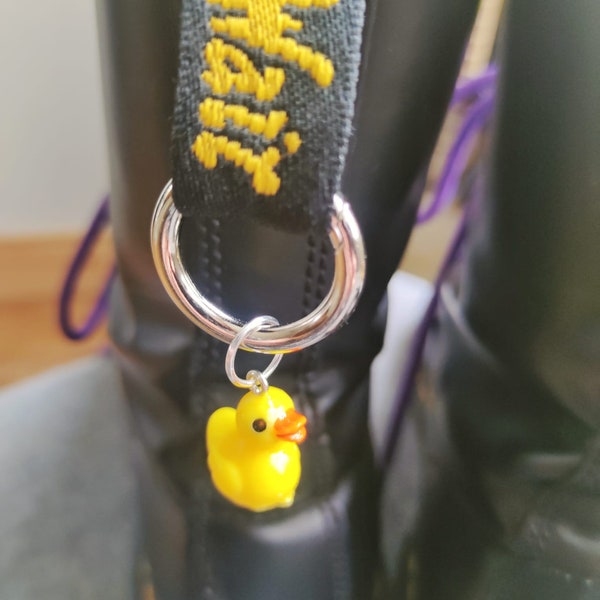 Duck Marten, Duck doc charm l doc charms | doc martens | boot charm | glass charm ball | dr martens | boots | rock