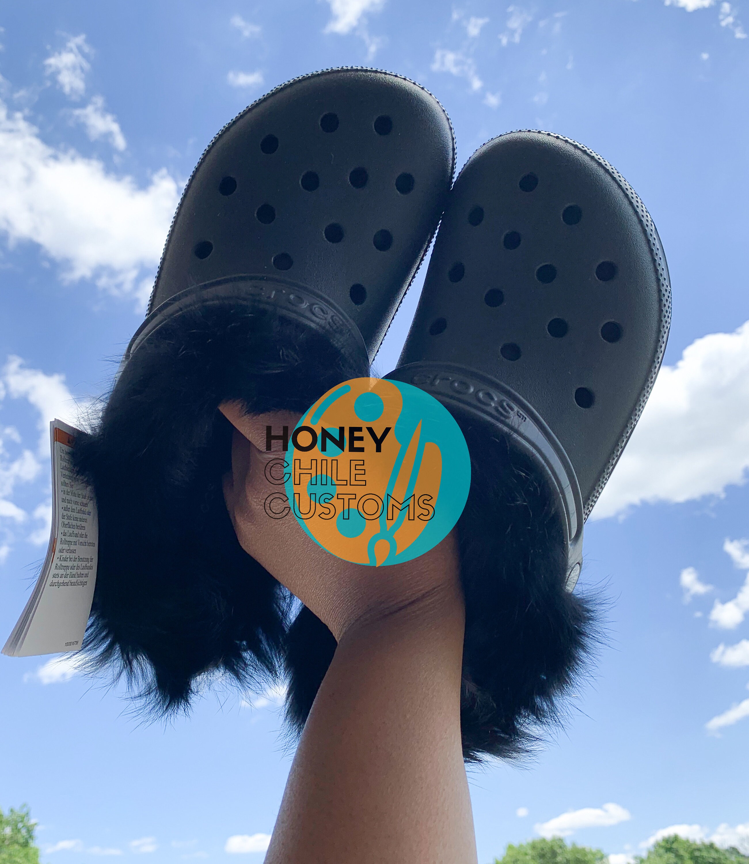 ✨Designer Custom Fur Crocs✨  Crocs fashion, Crocs, Women's crocs