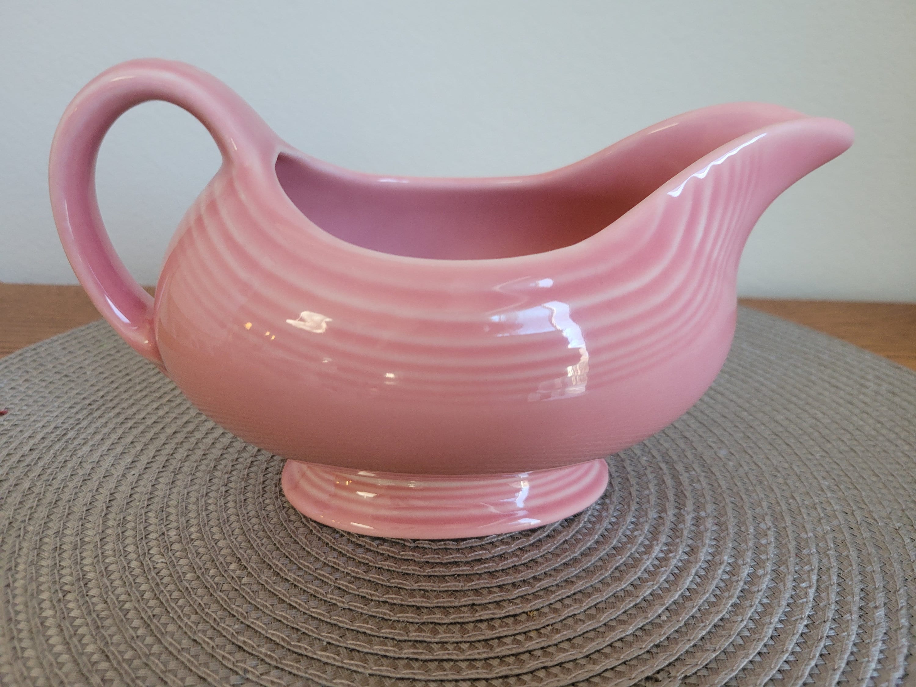 フィエスタfiesta gravy boat ローズヴィンテージ