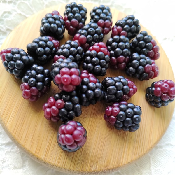 Polymer clay  5 blackberries, polymer clay bead, berry beads, beading supplies, DIY, miniature fruit, earring beads