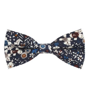 Navy Floral Bow Ties Cotton Bow Tie Mens Bow Tie Husband Gift Groomsmen Bow Tie Mens Gift for Dad Groomsmen Gift Groom Gift Him