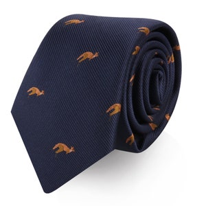 KANGAROO Skinny Tie Mens Necktie Animal Tie | Skippy Australian Necktie Gift for Zoologist | Aussie Work Colleague Tie | Fathers Day Gift
