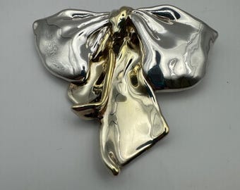 Beautiful Bat Ami sterling silver electroformed modernist bow brooch