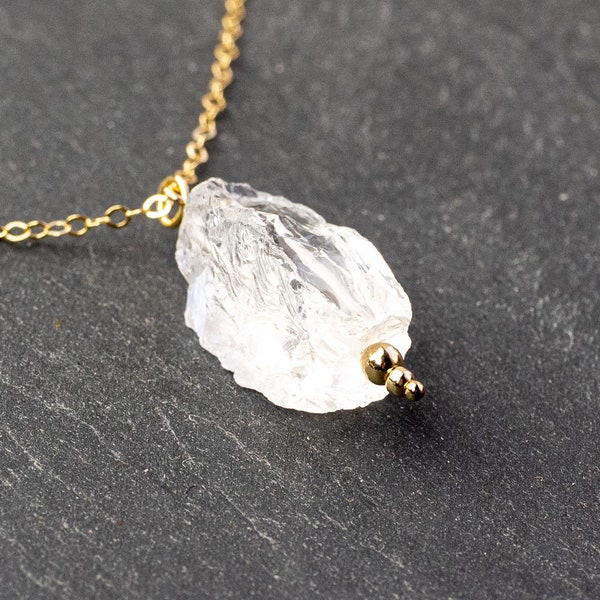 Raw quartz necklace gold, April birthstone, raw crystal necklace, clear quartz jewelry, bridal necklace silver, white quartz pendant healing