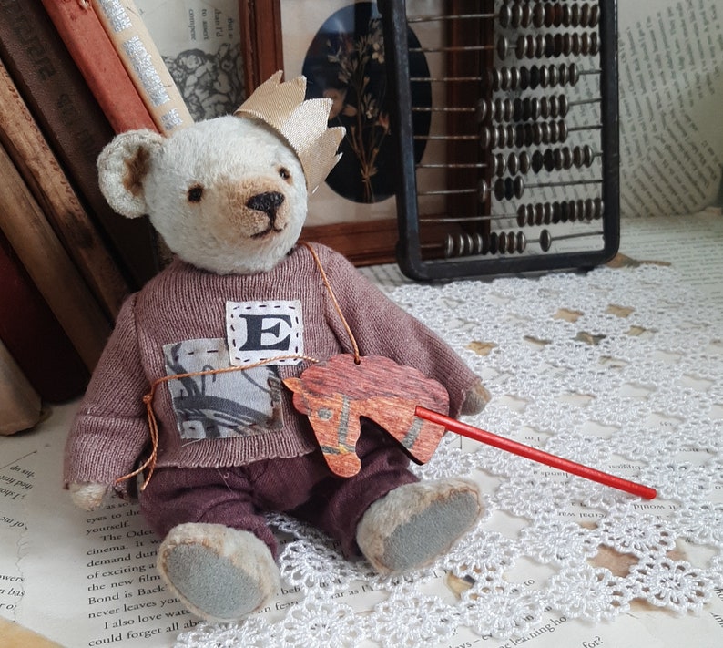 Artist teddy bear Teddy bear in clothes with a horse and a crown image 3