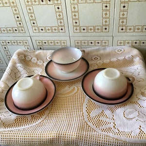 Tres pares de tazas y platillos ombré vintage Hazel Atlas Platonite rosa y negro, no en perfecto estado, 2 asas están rotas. Precio bajo.