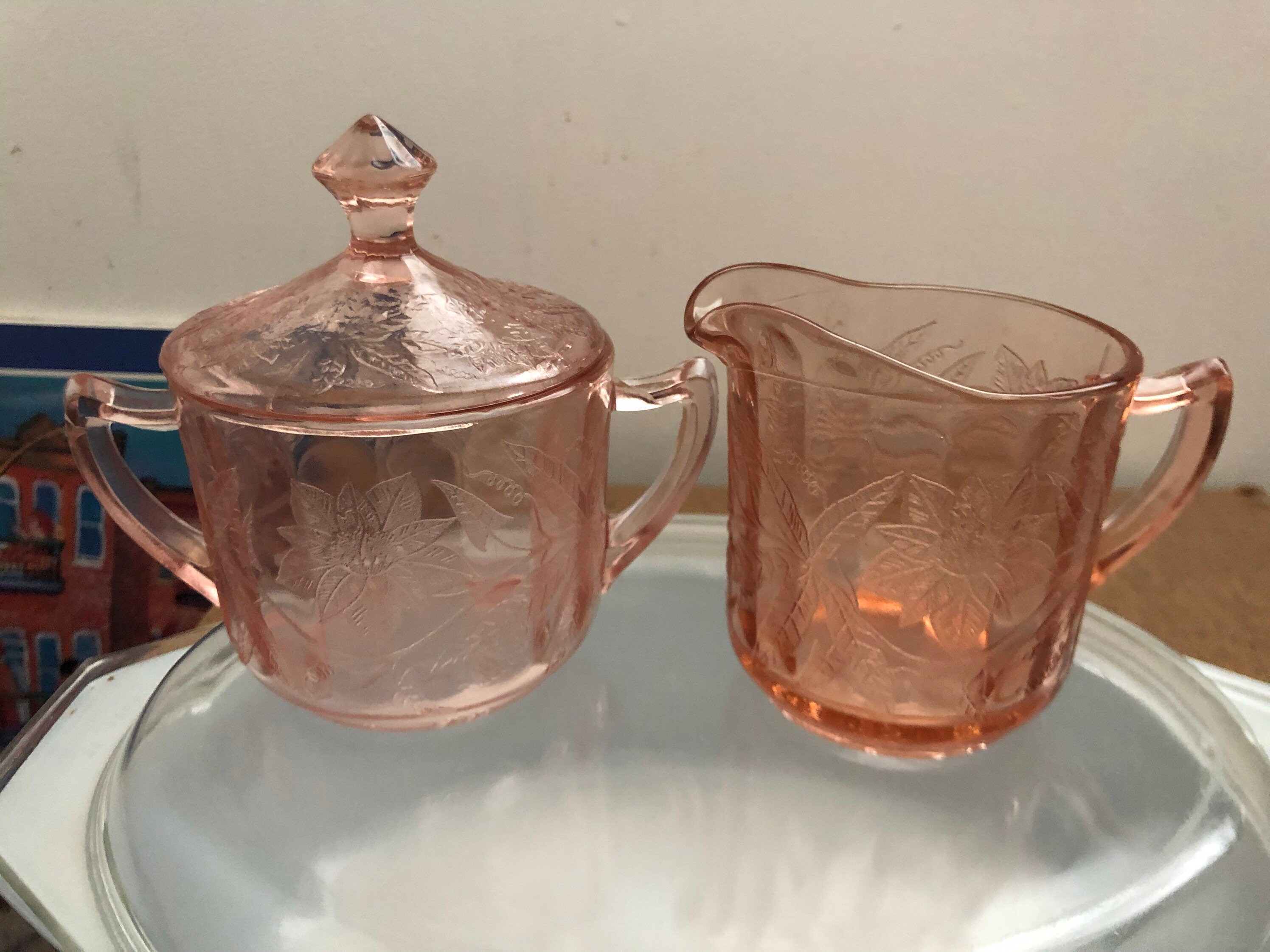 Pink depression glass creamer with lidded sugar bowl Jeannette | Etsy