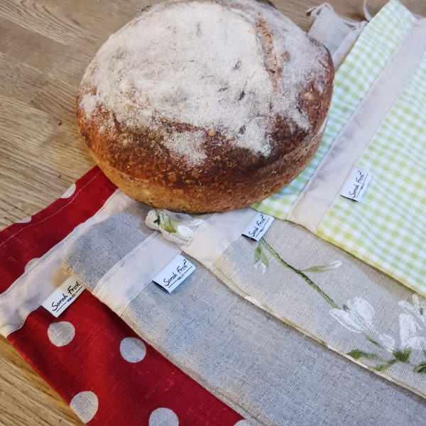 Linen and cotton bread bags, for your sourdough and fresh baked bread.