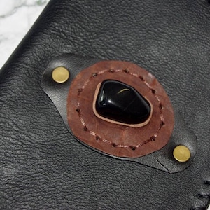 Onyx Kristall und schwarzes Leder und Hanf Passport Cover Travel Wallet - Handgemacht in Australien, ein von einer Art