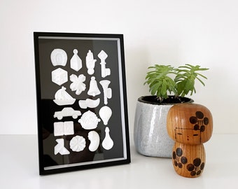 Petit cadre collection de fèves - Décoration vintage noir et blanc - Cabinet de curiosités
