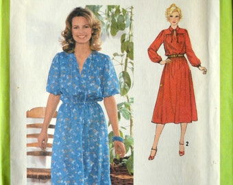 Uncut 1970s Simplicity Vintage Sewing Pattern 9062, Size 16; Misses' Pullover Dress