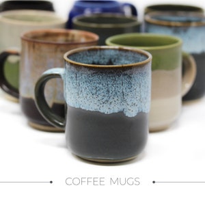 Mug en grès avec anse, Mug en grès, Mug en poterie fait main, Mug bleu moucheté, Mug en poterie fait main.