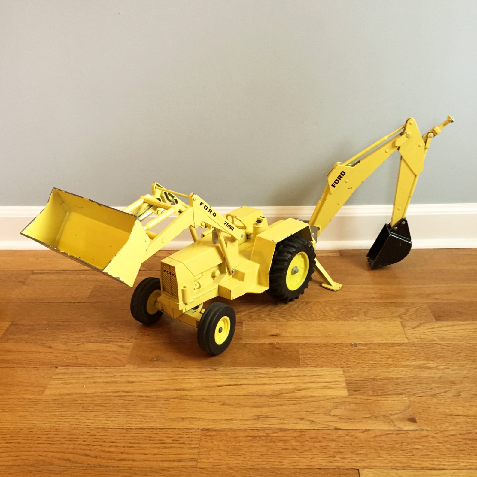 SALE Vintage Ford 7500 Backhoe Tractor Loader Diecast Toy Etsy