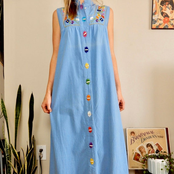 Made in Mexico 1970s sleeveless embroidered maxi … - image 3