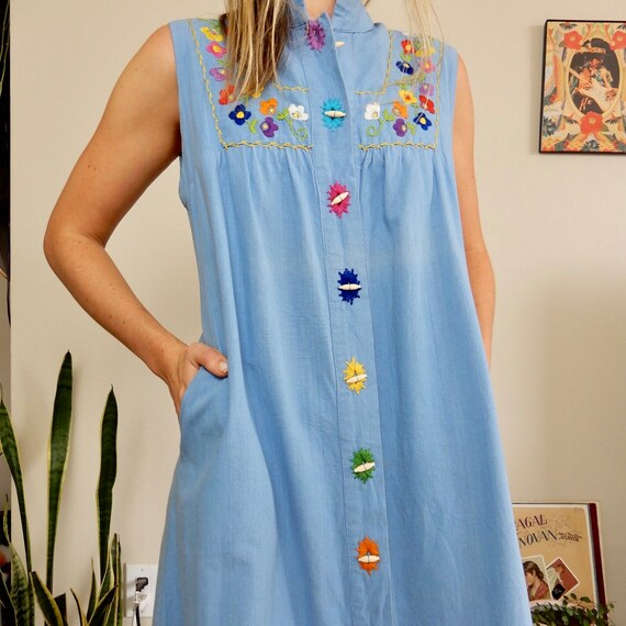 Made in Mexico 1970s sleeveless embroidered maxi … - image 4