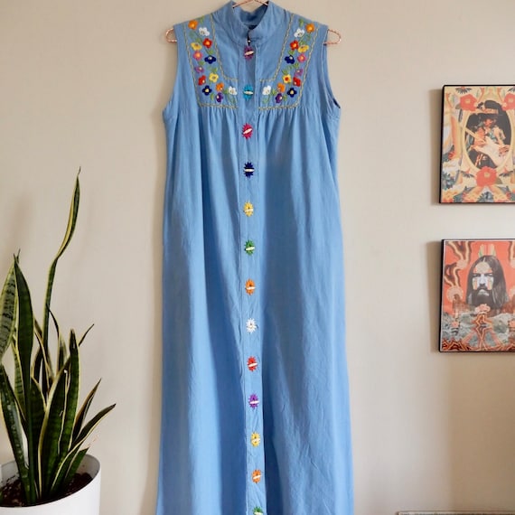 Made in Mexico 1970s sleeveless embroidered maxi … - image 1