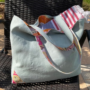 Large linen beach bag with pockets, natural linen summer tote, handmade linen shoulder bag, linen market tote.