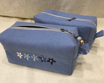 Linen cosmetic bag for makeup and toiletries, zipper pouch for daily essentials on-the-go, small linen case, boxy pouch, handmade gift