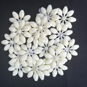 100 PCS Fake Gardenia Plastic Flower for Making Garland DIY
