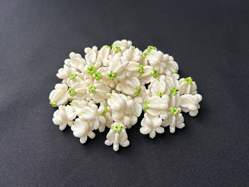 100 PCS Fake Calotropis Giantea Dahlia Crown Flower Clay Flower for Jewelry Making, Garland, DIY image 1