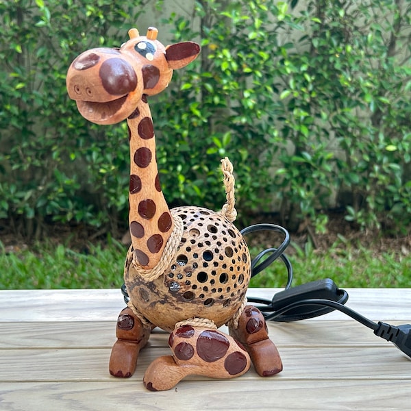 Giraff Animal Coconut Shell Lamp, Table Lamp for Home Decor