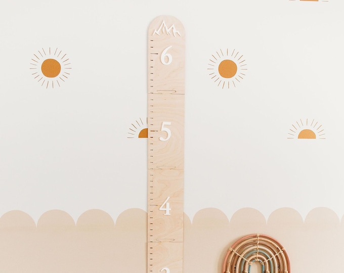 Arched Growth Chart Ruler 3D