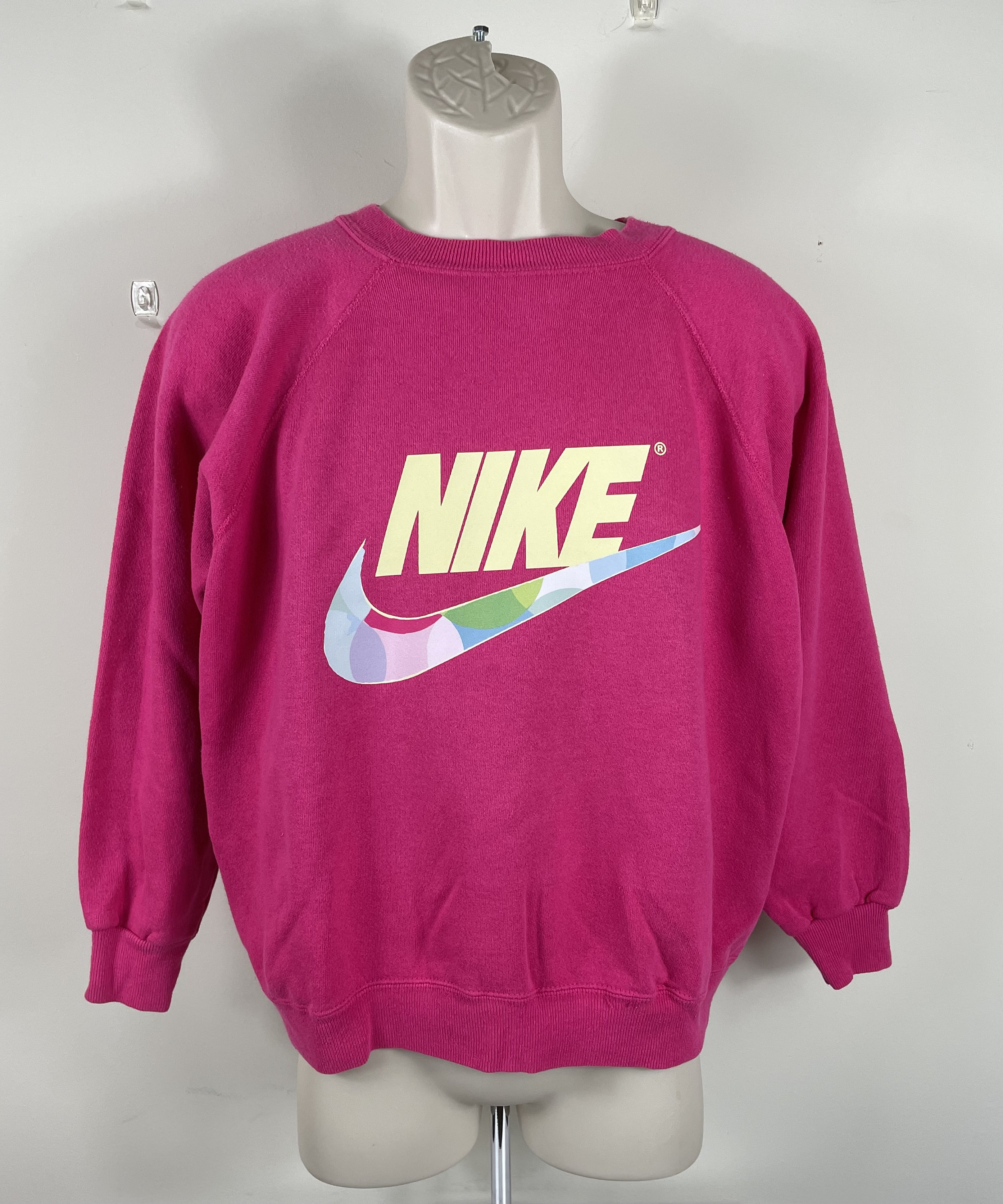 vintage nike sweatshirt pink