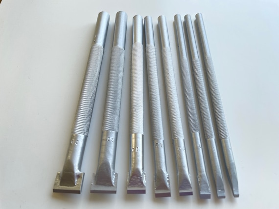 Fine Sculptors Chisels for Stone