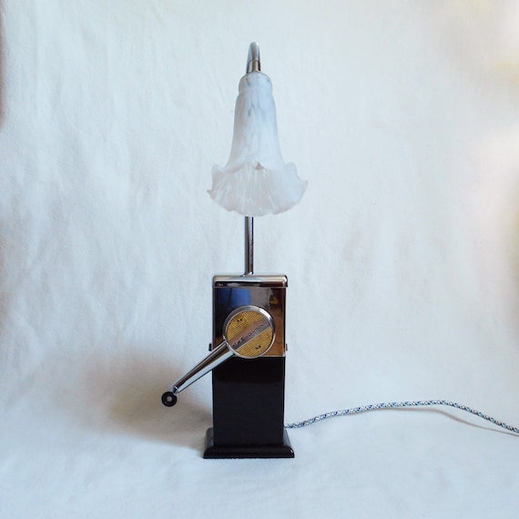 Vintage Ice o mat Art Deco style table lamp Vintage Ice o mat Art Deco style table lamp