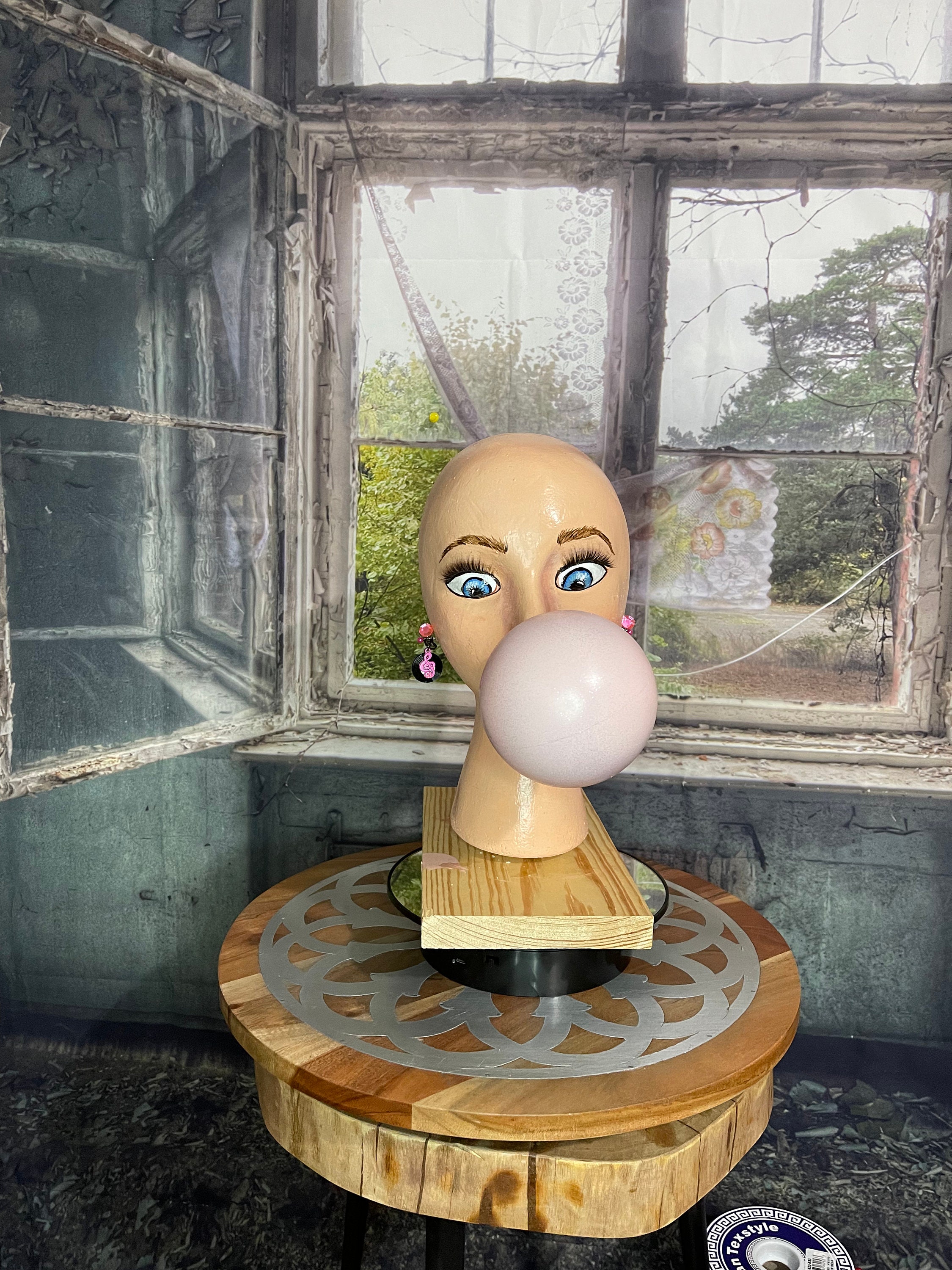 Display Mannequin head, hand painted, bubblegum, centerpiece, party  centerpiece, styrofoam mannequin head