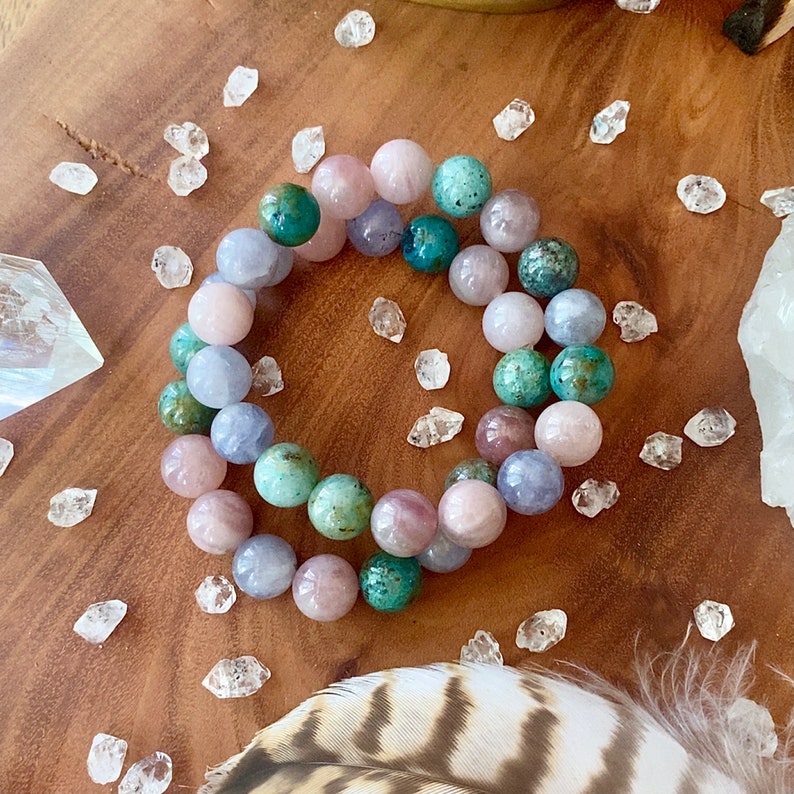 Summer Meadow Aura Healing Light Energy Bracelet Chrysocolla Madagascar Rose Quartz Iolite Meditation Bracelet Anahata Clearing Mala Kette image 2