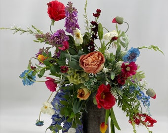 Beautiful artificial flower centerpiece arrangement, country style arrangement, artificial flowers, nearly natural