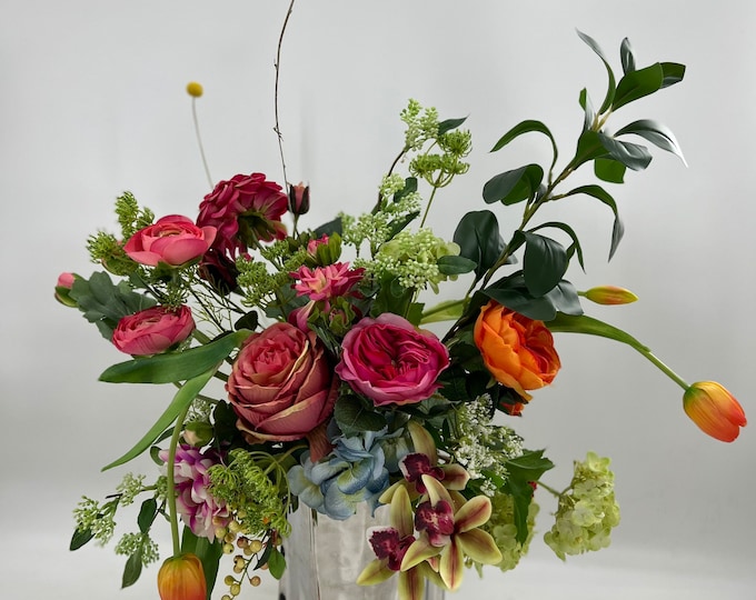 Luxurious modern artificial floral centerpiece arrangement, spring arrangement, artificial flowers, nearly natural