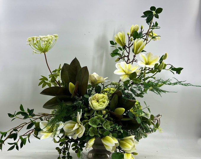 Artificial Magnolia Flower centerpiece arrangement, spring arrangement, artificial flowers, nearly natural