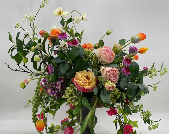 Luxurious artificial flower centerpiece arrangement, spring arrangement, artificial flowers, nearly natural