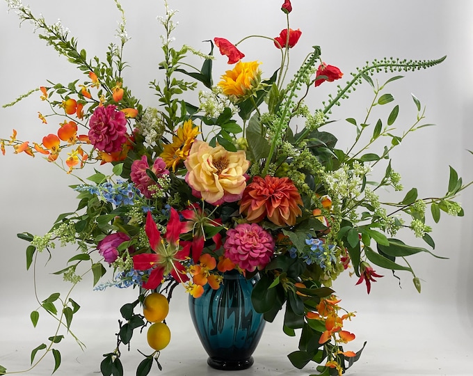 Luxurious artificial flower centerpiece arrangement, spring arrangement, artificial flowers, nearly natural