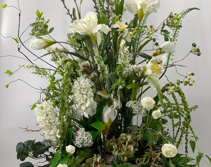 Artificial life like spring centerpiece arrangement, spring arrangement, artificial flowers, nearly natural