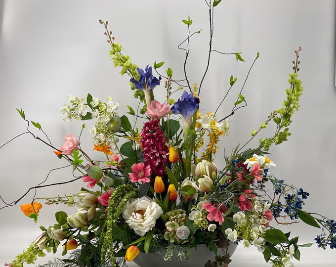 Artificial life like spring centerpiece arrangement, spring arrangement, artificial flowers, nearly natural