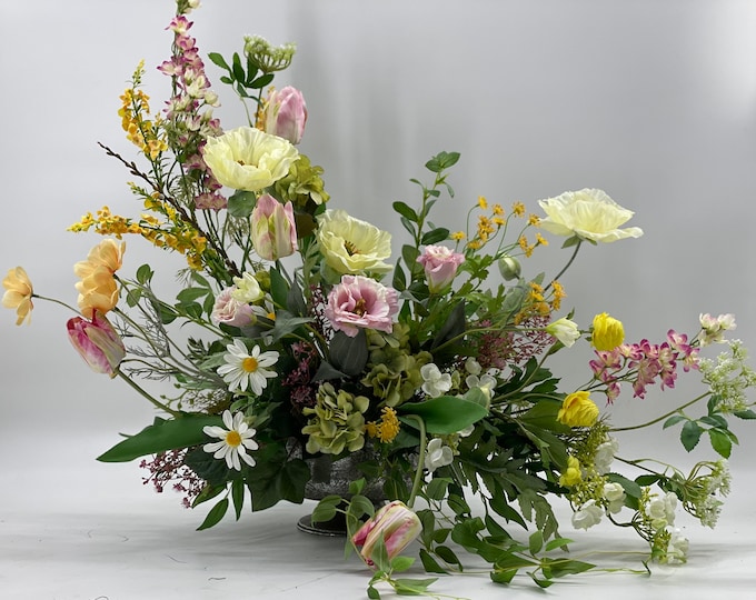 Artificial  spring centerpiece arrangement, spring arrangement, artificial flowers, nearly natural