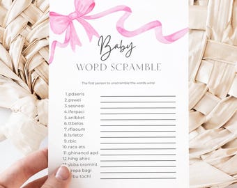 Könnte beinhalten: Ein druckbares Babyparty-Spiel mit einem rosafarbenen Band und einer Schleife. Das Spiel heißt "Baby Word Scramble" und fordert die Spieler auf, die Wörter zu entwirren. Die erste Person, die alle Wörter entwirrt, gewinnt.