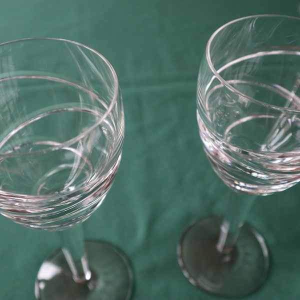 2 Stunning Waterford Crystal/Jasper Conran "Aura" Wine Glasses Unused 22.5cm tall