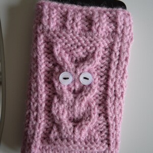 Knitted owl phone case, phone sock image 2