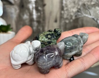 favoramulet 2 Inches Stone Turtle Statue Hand-Carved Tortoise Animal Figurine Fengshui Sculpture Home Decoration Amethyst favoramulet 2 Inches Stone Turtle Statue Hand-Carved Tortoise Animal Figurine Fengshui Sculpture Home Decoration Amethyst