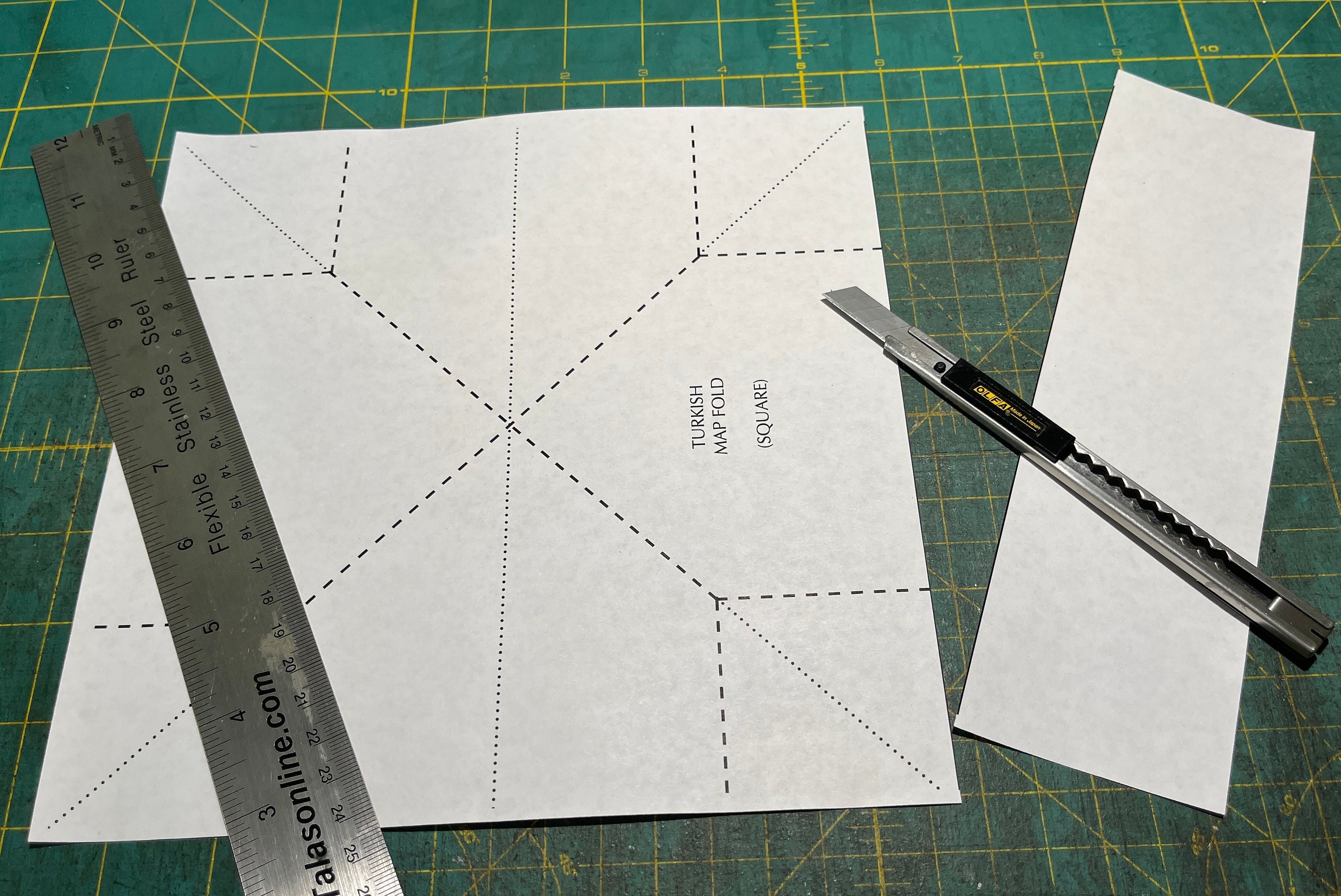 Bookbinding Tutorial Printable Single Sheet Book Binding Kit DIY Bookbinding Tutorial Printable Single Sheet Book Binding Kit DIY