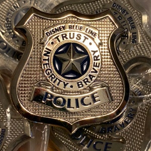 DBL mini badge